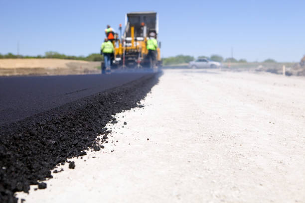 Best Local Driveway Pavers  in Lake Elmo, MN